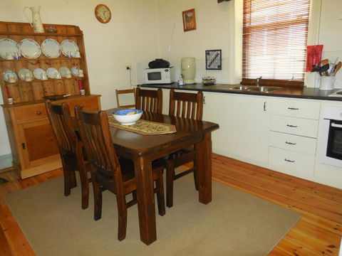 Amalie Cottage Waikerie Unit 1 - Accommodation Asia 4