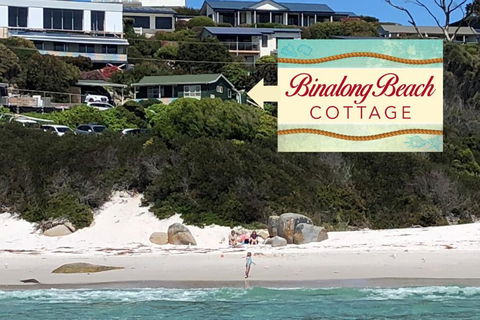 BURGESS COTTAGE King Bed For Couples - Accommodation Guide 1