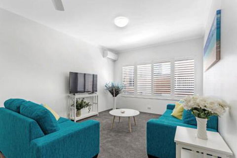 Zenith Unit 7 Shoal Bay - Accommodation Guide 2