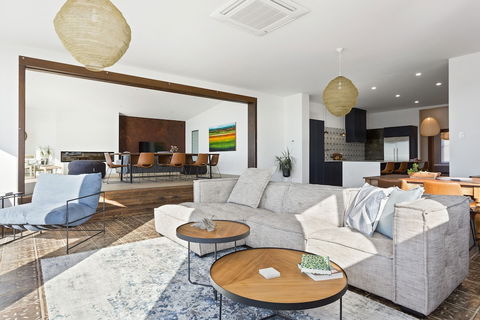Novo Luxury Apartment - Accommodation Asia 4