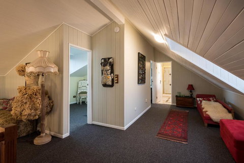 Land Of Lost Treasure - Accommodation China 3