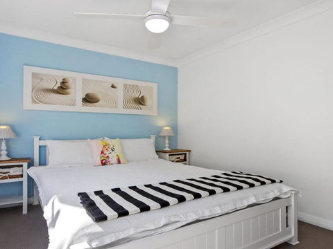 Sand Dunes House & Cabin Accommodation - Accommodation Guide 3