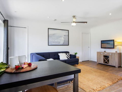Sand Dunes House & Cabin Accommodation - Accommodation Guide 6