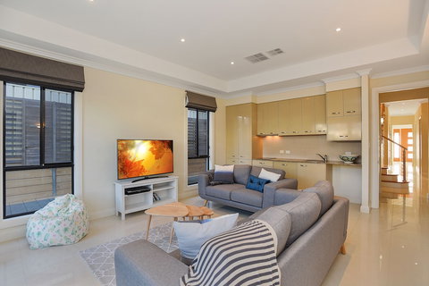 Ocean View Moana - Accommodation Guide 3