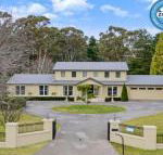 Camelot superbly proportioned  ideally located - Accommodation Asia