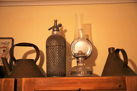 Ayers Burra - Accommodation Guide 4