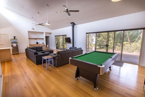 Acacia Lakehouse The Lake At Your Doorstep - Accommodation China 6