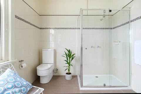 Grand Central Hotel - Accommodation Asia 2