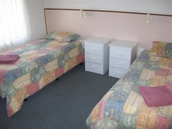 Black Swan Motor Inn - Accommodation Asia 4