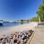 Banyan 14 Montevideo Parade Spacious Three Bedroom Pet Friendly Property With Air Con - Accommodation Guide 0