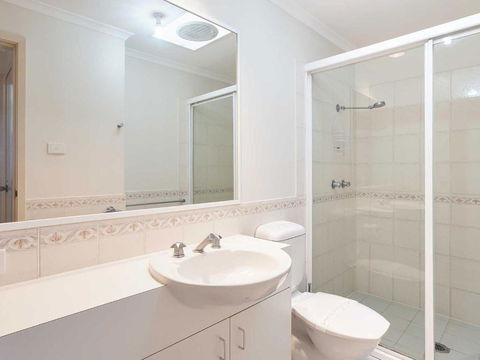 3 Ambleside 9 Shoal Bay Avenue Air Con WIFI & Close To The Water & Shoal Bay Shops - Accommodation Guide 3