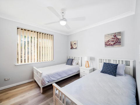 Myleys Flat - Accommodation Asia 2