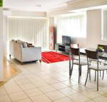 Beachside 4 with Airconditioning  Spa Bath - Accommodation Asia