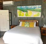 Bed in a Shed Vineyard Stay