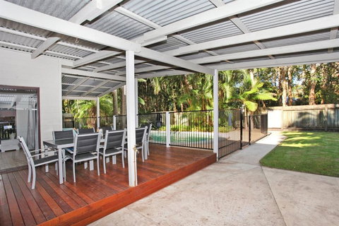 FABULOUS HOLIDAY HIDEAWAY COOLUM BEACH - Accommodation Asia 4