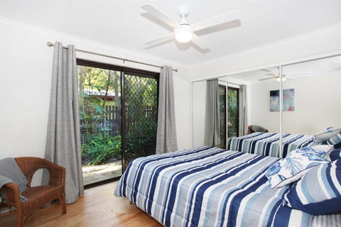 FABULOUS HOLIDAY HIDEAWAY COOLUM BEACH - Accommodation Asia 3