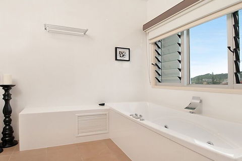 Costa Del Sol - Accommodation Asia 2