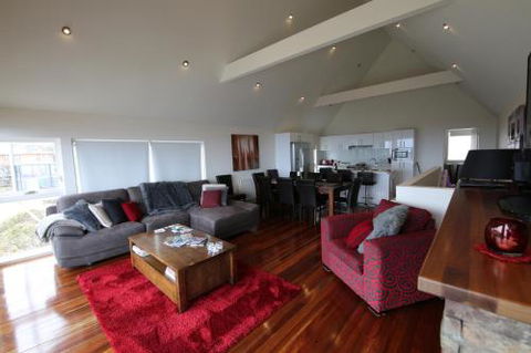 Silver Springs - Accommodation Guide 5