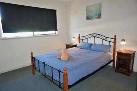 Ningaloo Breeze Villa 7 3 Bedroom Fully Self Contained Holiday Accommodation - Accommodation Asia 2