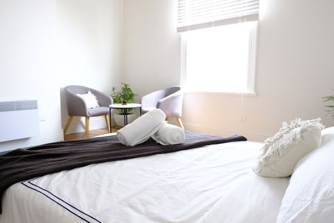 White House - Accommodation Asia 4