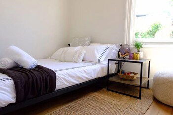 White House - Accommodation Asia 2