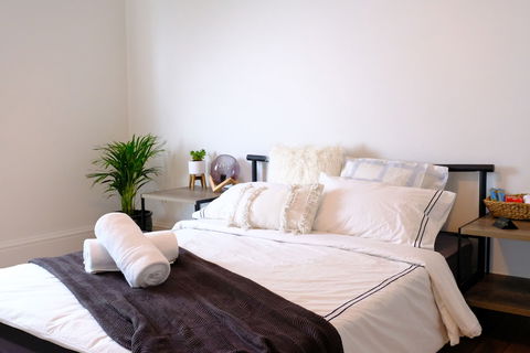 White House - Accommodation Asia 3