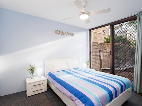 4 Harbourside 3 7 Soldiers Point Road Ground Floor On The Waterfront - Accommodation Asia 6
