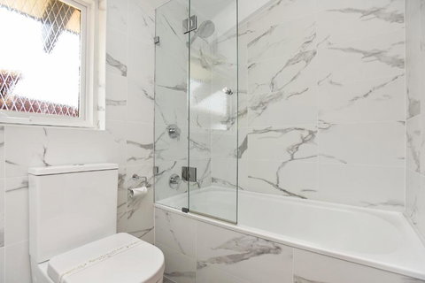 Palms On The Esplanade Sellicks Beach WiFi - Accommodation Guide 1