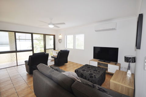 Bayviews At Bongaree - Accommodation Asia 6