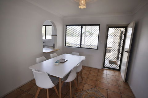 Bayviews At Bongaree - Accommodation Asia 5