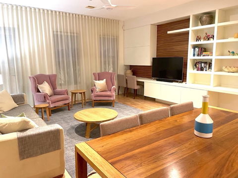 Kew Luxurious Townhouse - Accommodation Asia 6