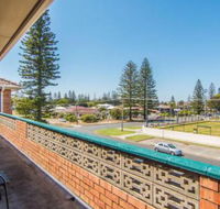 Seabreeze 5 Opposite Bowling Club - Accommodation Asia