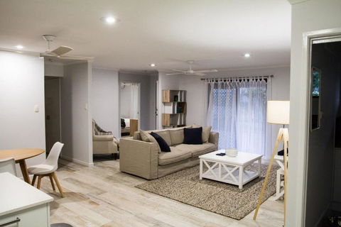 Wellington Parade 1 / 15a Shelly Beach Caloundra - Accommodation Asia 6