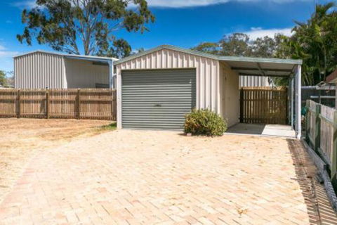 The Sun & The Sea In Hervey Bay - Accommodation Guide 2