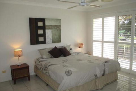 Superb Location Hervey Bay - Accommodation Guide 6