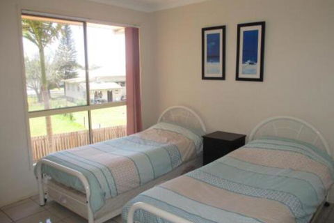 Superb Location Hervey Bay - Accommodation Guide 3