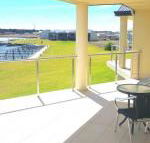 Island Waterfront Getaway WiFi - Accommodation Guide