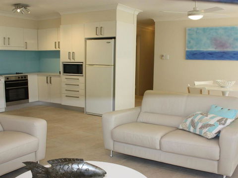 Beachpoint 302 On The Beach! - Accommodation Asia 5