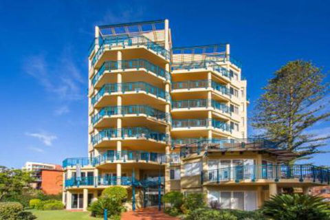 Whitesands 301 Main Beach Location - Accommodation Asia 0