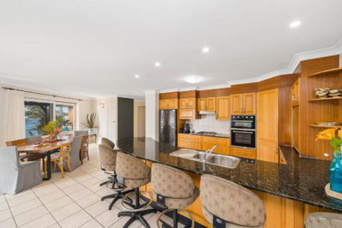 North View Waterfront Home Private Jetty - Accommodation Guide 5