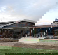 Lake House 61 Mulwala - Accommodation Guide
