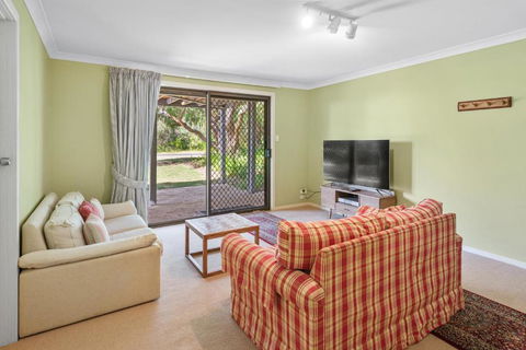 Tranquil Waters - Accommodation Guide 5