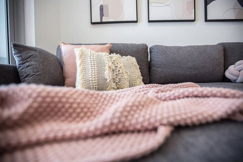 Executive Luxury Apt With Parking Next To Station - Accommodation Guide 7