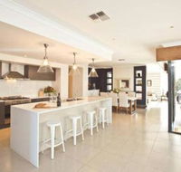 Getaway on Poplars Comfortable  well appointed - Accommodation Asia