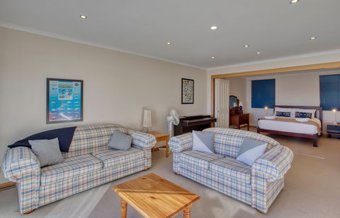 Beach Side Bay Of Fires - Accommodation Guide 3
