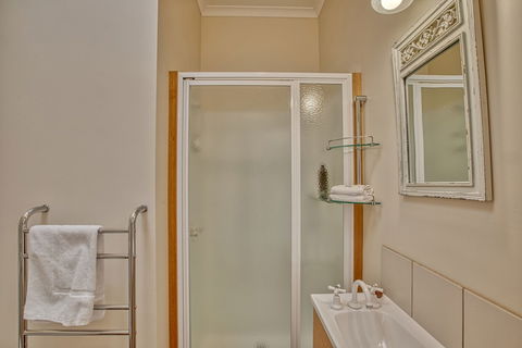 Beach Side Bay Of Fires - Accommodation Guide 5