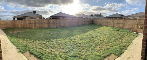 Apple House Tarneit North - Accommodation Guide 0