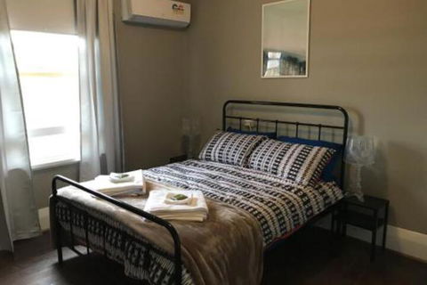 The Quarters At BDH - Accommodation Guide 3