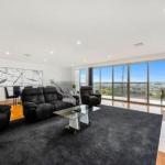BENGALEE EXECUTIVE TOWNHOUSE MODERN & STYLISH - Accommodation Asia 0