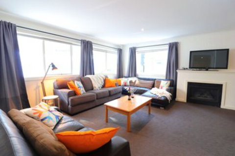 Elkhorn 11 - Accommodation Guide 0